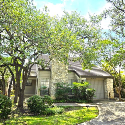 17226 Beacon Woods, San Antonio, TX, 78248-1513 | Card Image