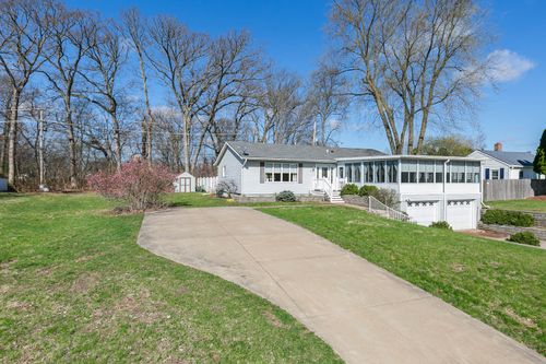 3215 53rd Street, Moline, IL, 61265 | Card Image