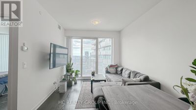 6506 - 100 Harbour St, Condo with 2 bedrooms, 2 bathrooms and null parking in Toronto ON | Image 2