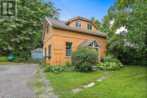 11369 22nd Side Rd, Limehouse, ON, L0P1H0 | Card Image