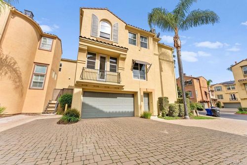 2712 Villas Way, San Diego, CA, 92108-6729 | Card Image