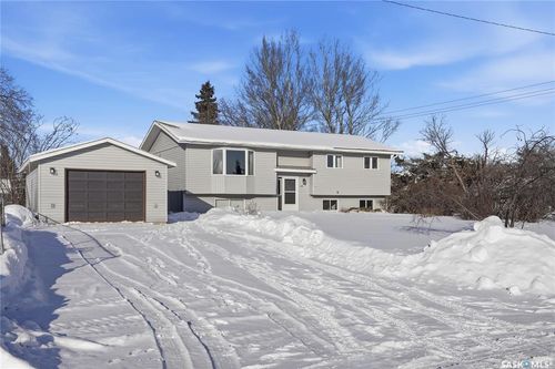 413-415 1st Street, Dalmeny, SK, S0K1E0 | Card Image
