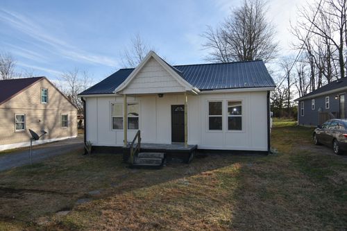 311 Highland Ct, Danville, KY, 40422-2134 | Card Image