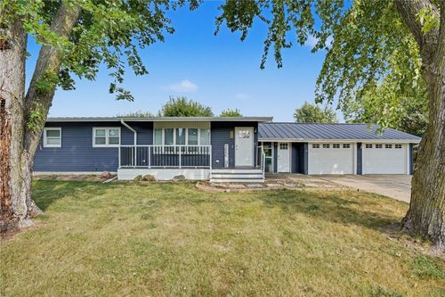200 Isham Dr, Marion, IA, 52302-5628 | Card Image