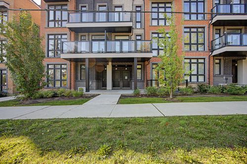 10-3 Bond Cres, Richmond Hill, ON, L4E1J4 | Card Image