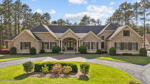 23 Cumberland Dr, Pinehurst, NC, 28374-8545 | Card Image