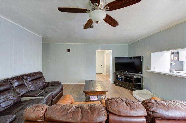 12207 Level Run St, House other with 5 bedrooms, 2 bathrooms and 2 parking in Meadows Place TX | Image 9