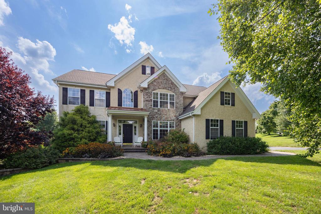 Fernwood Dr, Avondale, PA 19311