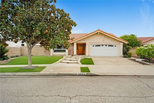 3295 Sheri Dr, Simi Valley, CA, 93063-1086 | Card Image