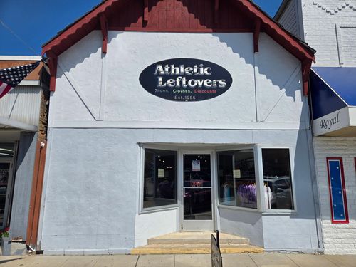 118 Main Ave S, Park Rapids, MN, 56470-1516 | Card Image