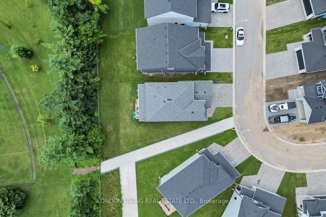 37 - 22701 Adelaide Rd, Condo with 4 bedrooms, 3 bathrooms and 2 parking in Mount Brydges ON | Image 7