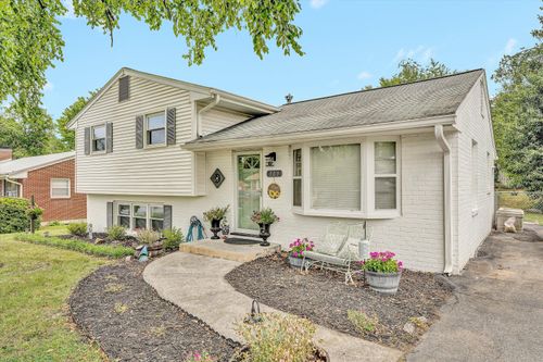509 Water Oak Rd, Roanoke, VA, 24019-4933 | Card Image
