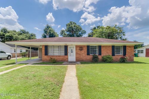 2182 Collins Blvd, Gulfport, MS, 39507-2129 | Card Image