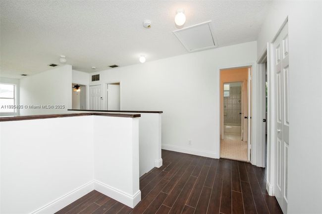 1127 Sw 104 Th Way, House other with 4 bedrooms, 3 bathrooms and null parking in Pembroke Pines FL | Image 17