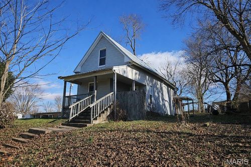 804 4th St E, Scott City, MO, 63780-3015 | Card Image