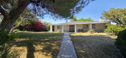 16820 Elm St, Hesperia, CA, 92345-5923 | Card Image