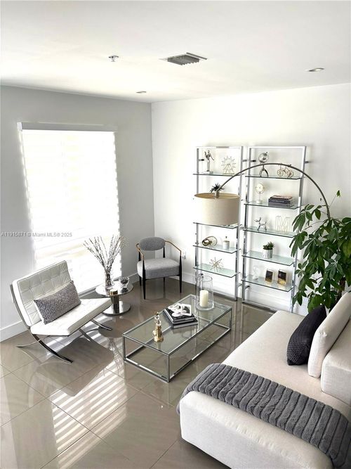 apt-210-10265 63rd Ter, Doral, FL, 33178-3079 | Card Image