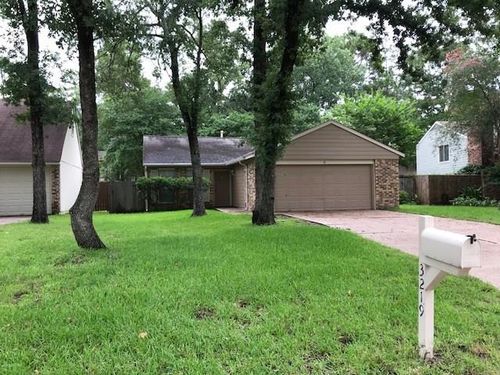 3219 Villagedale Dr, Kingwood, TX, 77339-1923 | Card Image