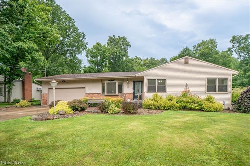 6149 Elk Road, Canfield, OH, 44406 | Card Image