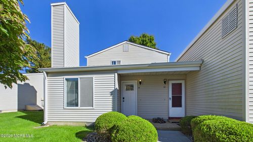14 Woodmere Ct, Freehold, NJ, 07728-4016 | Card Image