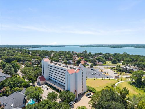 2129 Reflection Bay Dr, Arlington, TX, 76013-5237 | Card Image