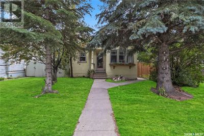 310 8th St E, House other with 3 bedrooms, 1 bathrooms and null parking in Saskatoon SK | Image 1