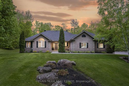 37 O'Donnell Crt, Penetanguishene, ON, L9M2A6 | Card Image