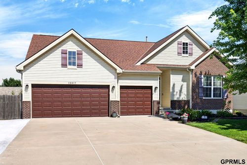 10817 S 111th St, Papillion, NE, 68046-5522 | Card Image