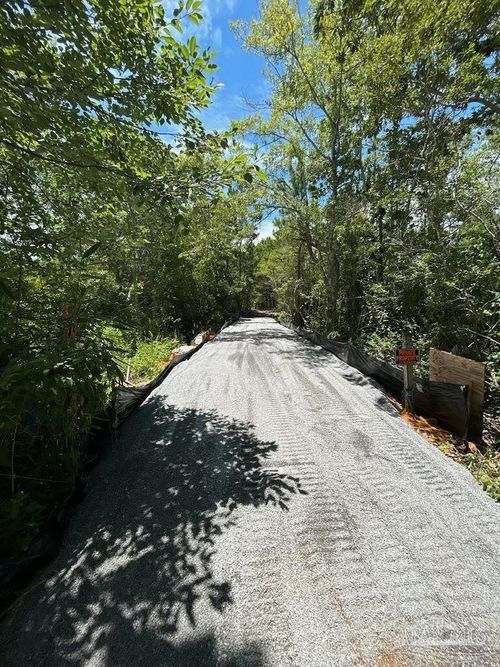 1638 Joybrook Rd, Navarre, FL, 32566-7373 | Card Image
