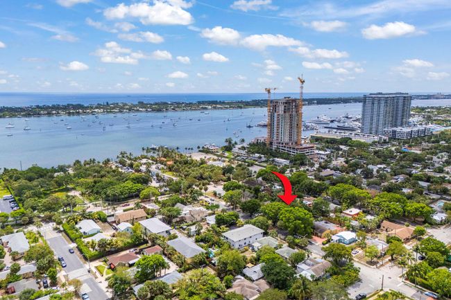 422 49 Th St, House other with 2 bedrooms, 1 bathrooms and null parking in West Palm Beach FL | Image 20