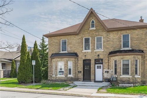 103 Surrey St E, Guelph, ON, N1H3P7 | Card Image