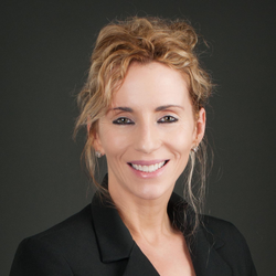 Lisa McNally
