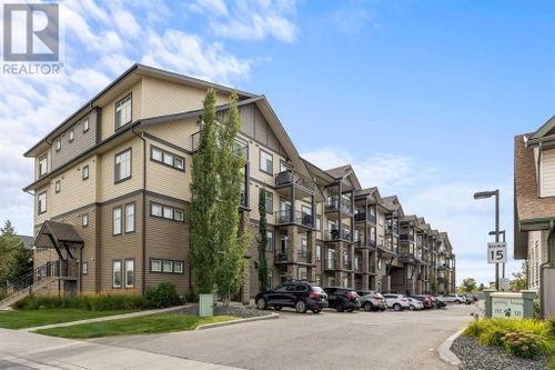 121-117 Copperpond Common Se, Calgary, AB, T2Z5E2 | Card Image