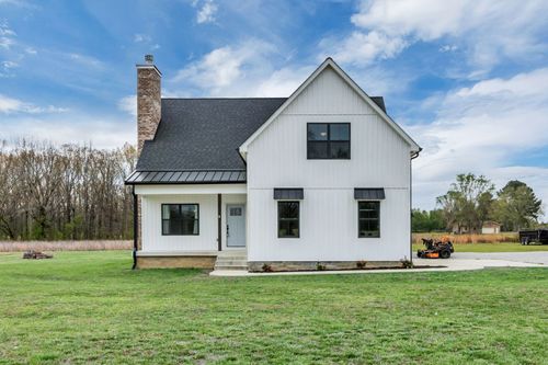 210 Deer Creek Ln, Tullahoma, TN, 37388-6005 | Card Image