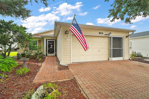 1045 Meadowbend Dr, LEESBURG, FL, 34748-7237 | Card Image