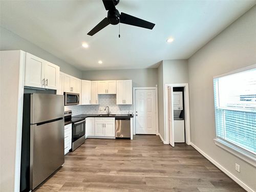 4-225 N Everton St, Houston, TX, 77003-1845 | Card Image