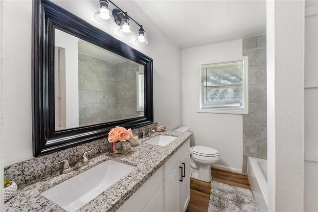 2751 Piper Rd, House other with 3 bedrooms, 2 bathrooms and 2 parking in Pearland TX | Image 21