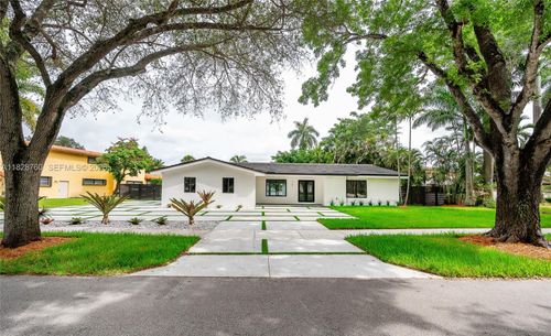 7101 E Troon Cir, Miami Lakes, FL, 33014 | Card Image