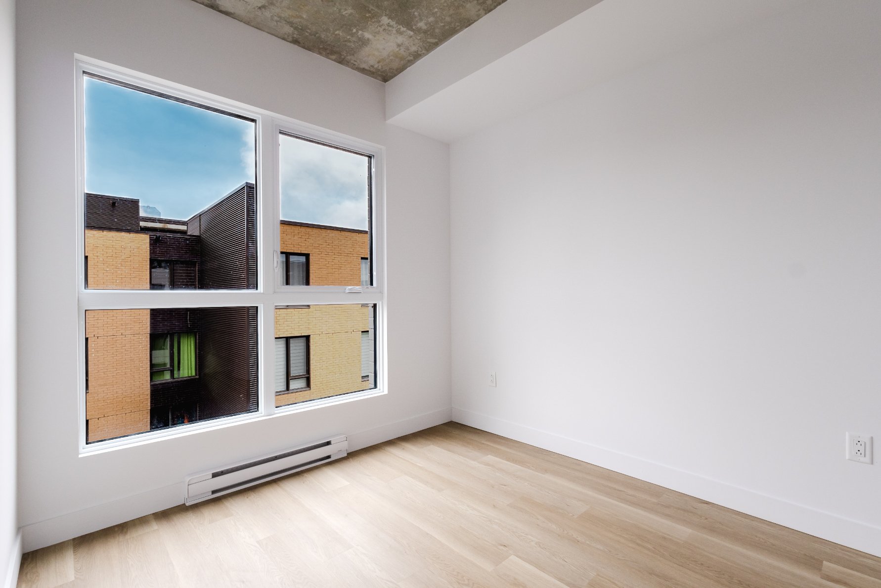 Residential Lease in Montréal (Côte-des-Neiges/Notre-Dame-de-Grâce) 2
