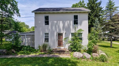 3993 Wadsworth Rd, Norton, OH, 44203-4901 | Card Image