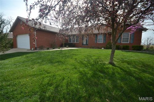 4551 Baywood Ln, Smithton, IL, 62285-2956 | Card Image