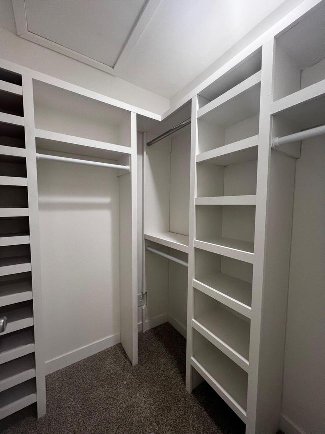 Master Walk In Closet | Image 23