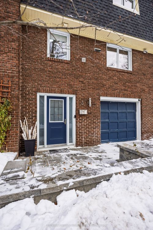 3 Pentry Lane, Ottawa, ON, K1S0X1 | Card Image