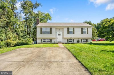 4415 Walnut Road, House other with 4 bedrooms, 3 bathrooms and null parking in HALETHORPE MD | Image 3