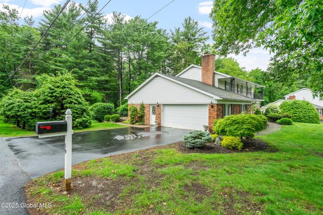 19 Tamarack Ln, House other with 4 bedrooms, 3 bathrooms and 6 parking in Schenectady NY | Image 60