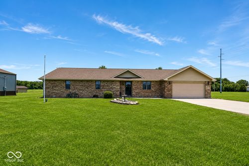 8989 W 1400 N, Elwood, IN, 46036-9142 | Card Image