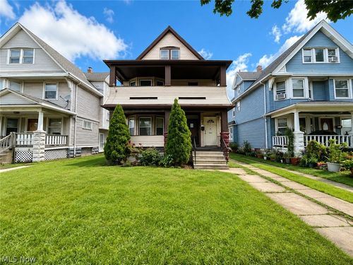 9404 Willard Ave, Cleveland, OH, 44102-3740 | Card Image