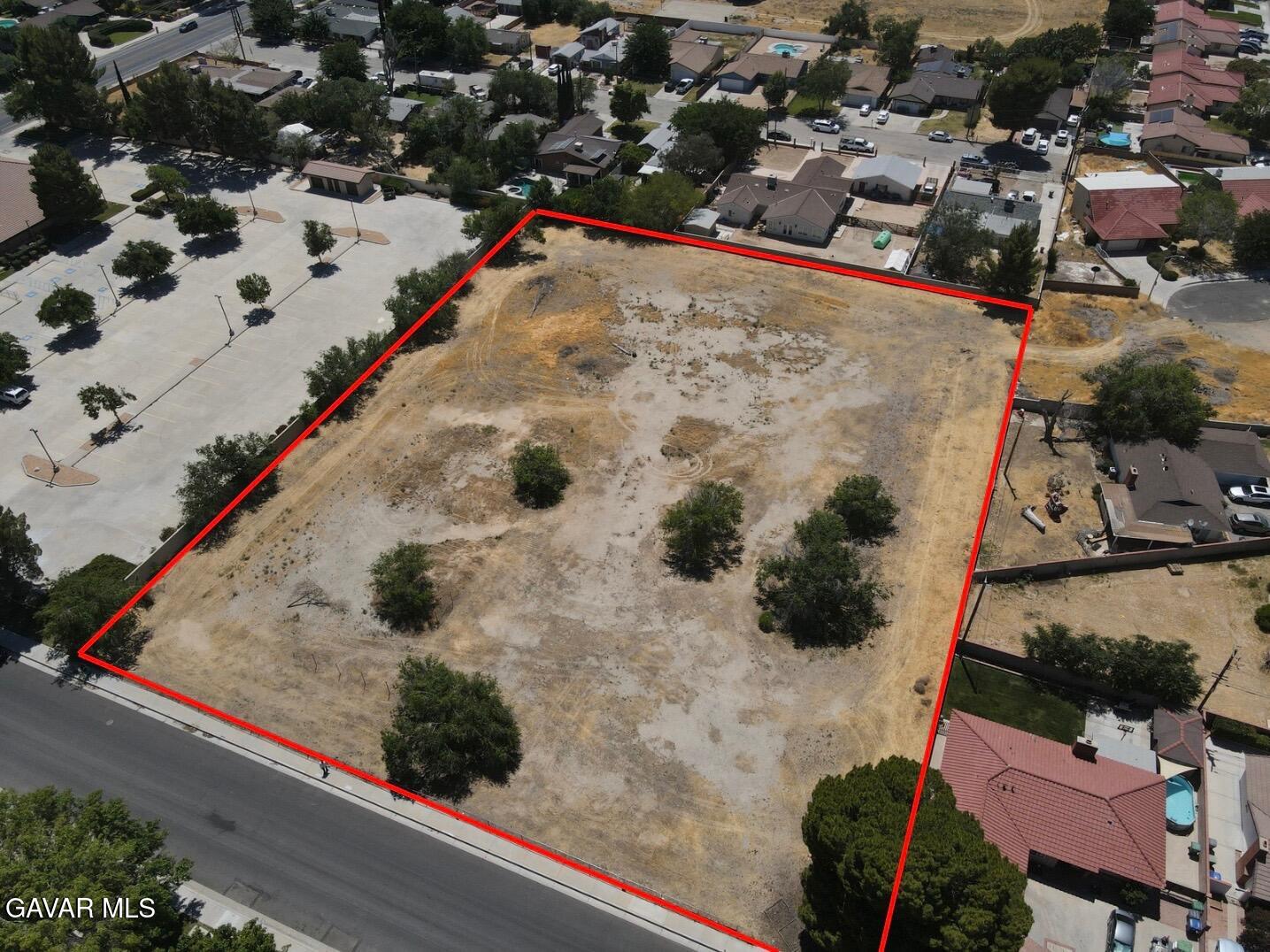 Land in Lancaster 2