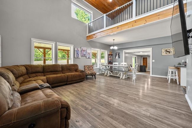 8808 Plum Creek Rd, House other with 4 bedrooms, 3 bathrooms and null parking in Vevay IN | Image 6