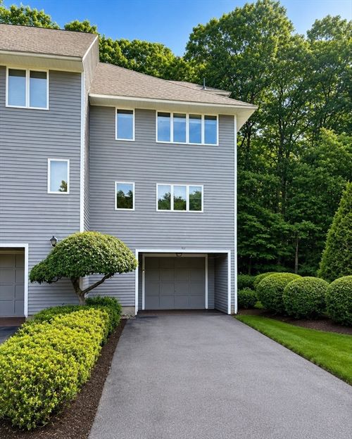 701-701 Sherwood Forest Ln, Saugus, MA, 01906-1969 | Card Image